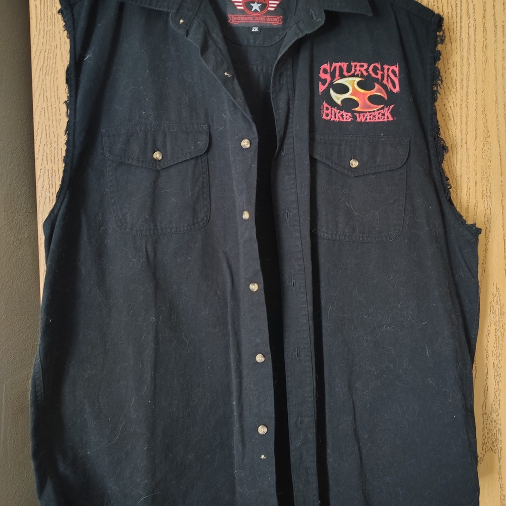 Sturgis Bike Week 2007 Men's Black Sleeveless Button Down Shirt
